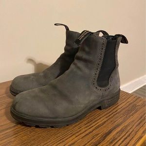 Blundstone boots. Men’s size 8 / women’s size 10.